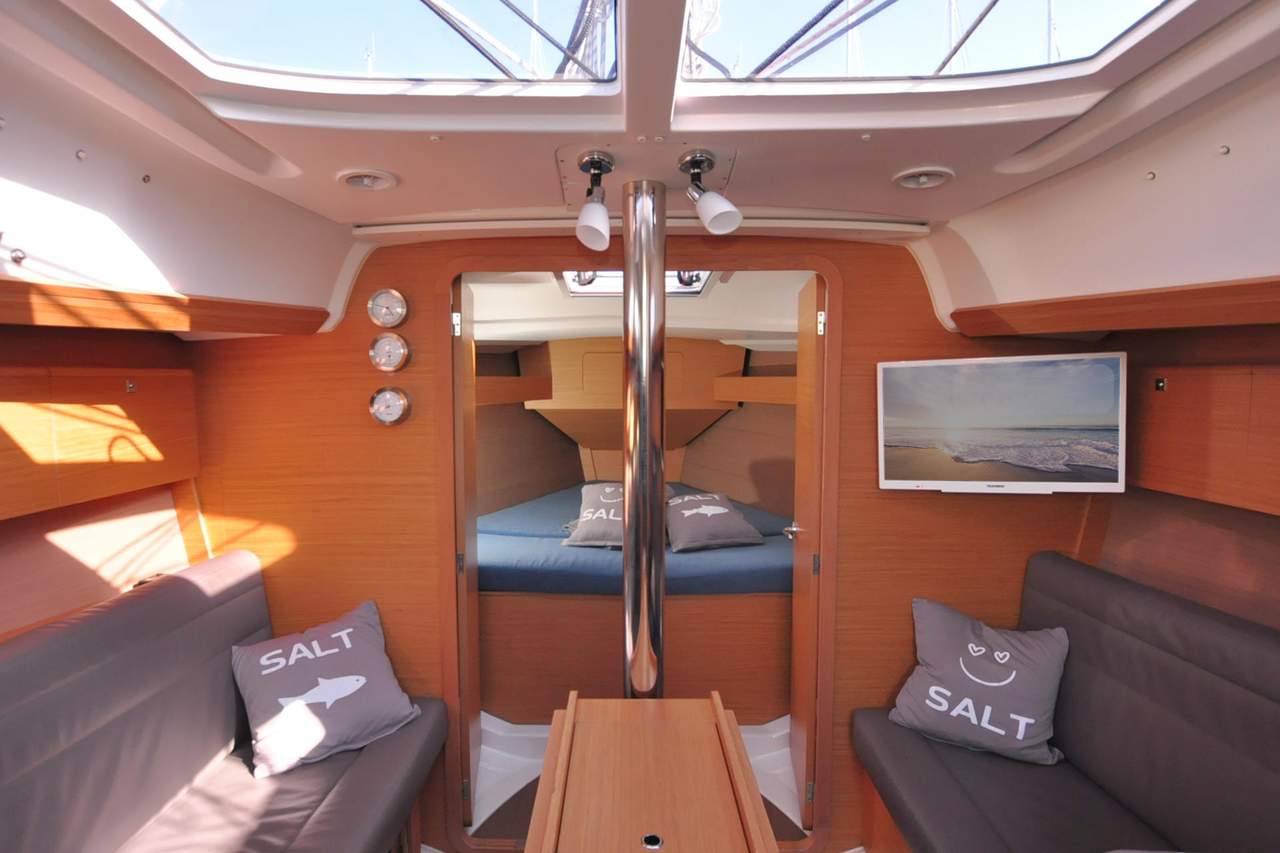 Dufour 350 GL — photo 13