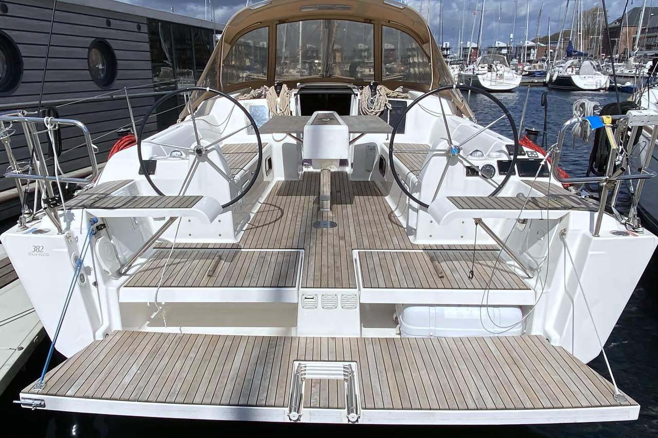 Dufour 382 GL — photo 3