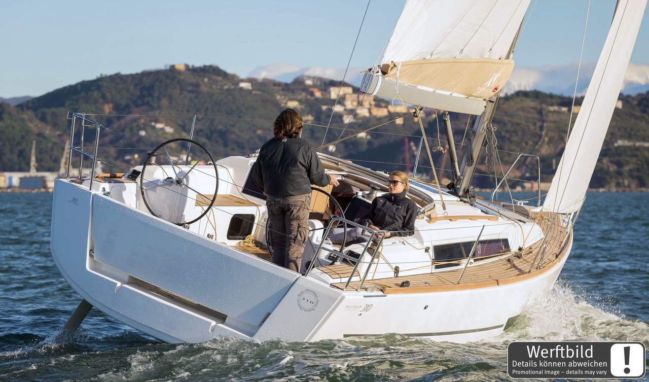 Dufour 310 GL — photo 8