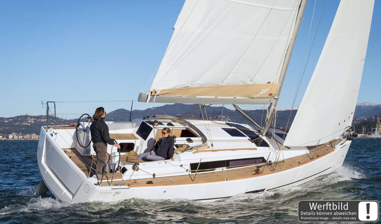 Dufour 310 GL — photo 12