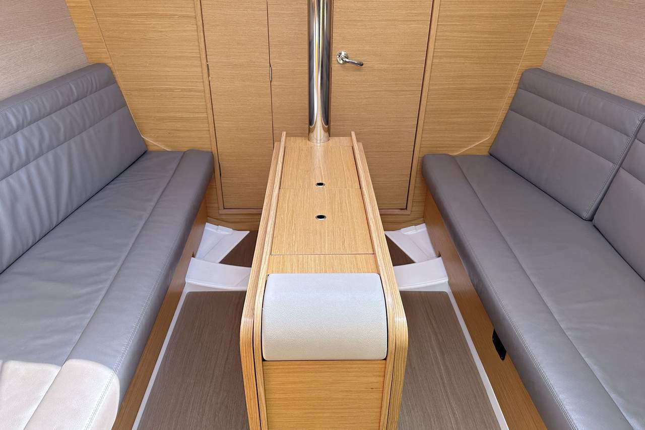 Dufour 310 GL — photo 19