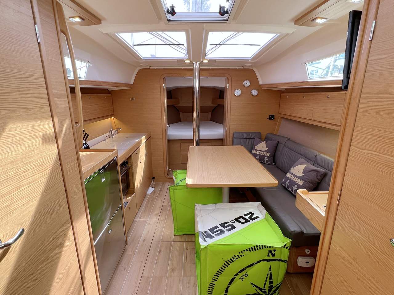 Dufour 382 GL — photo 14