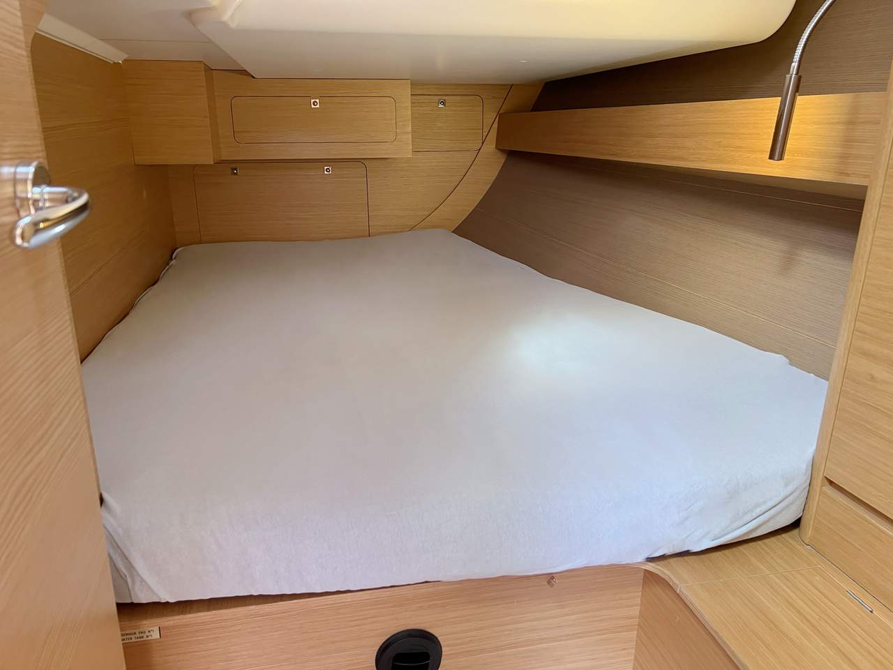 Dufour 382 GL — photo 20