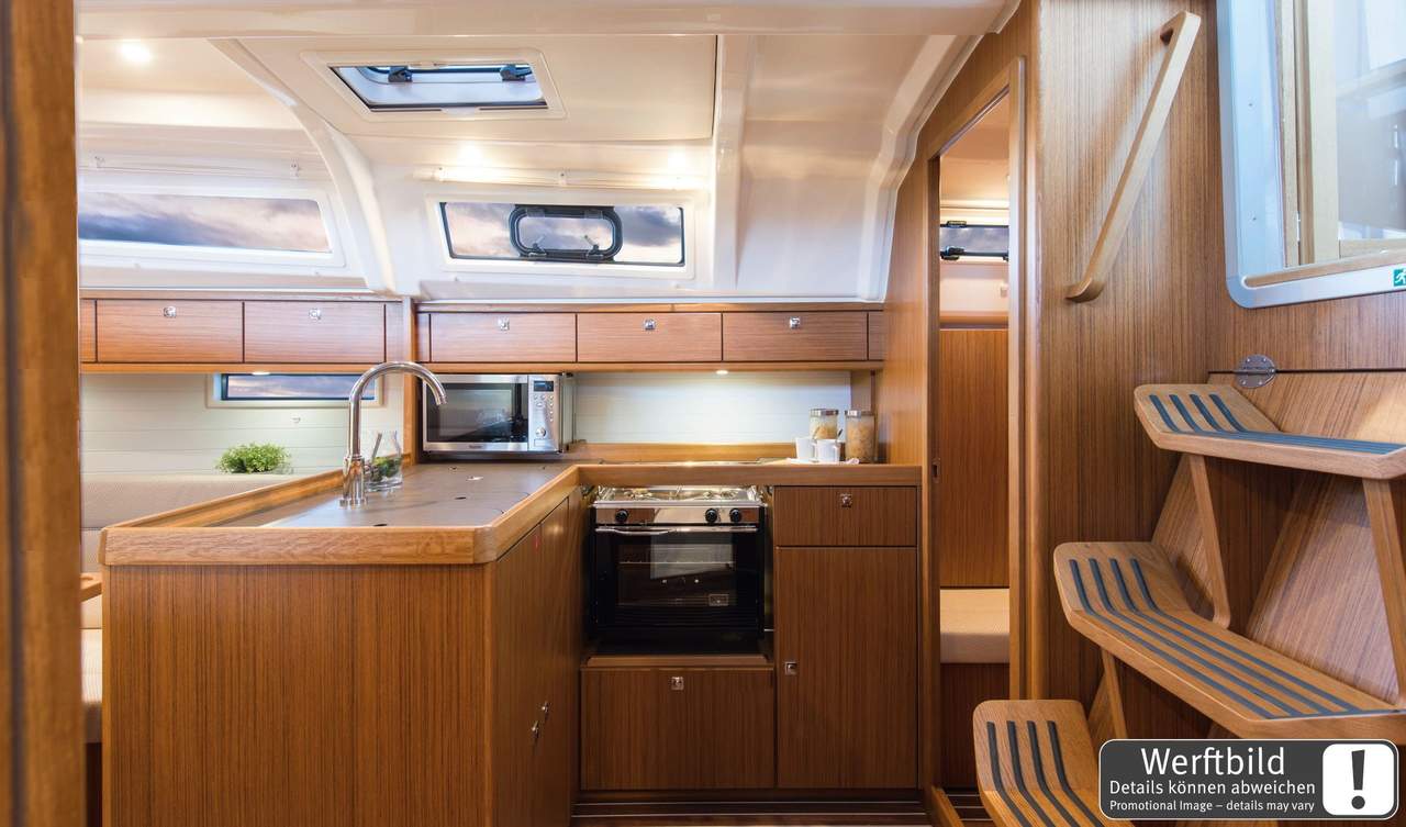 Bavaria Cruiser 37 - 3 cab. — photo 11