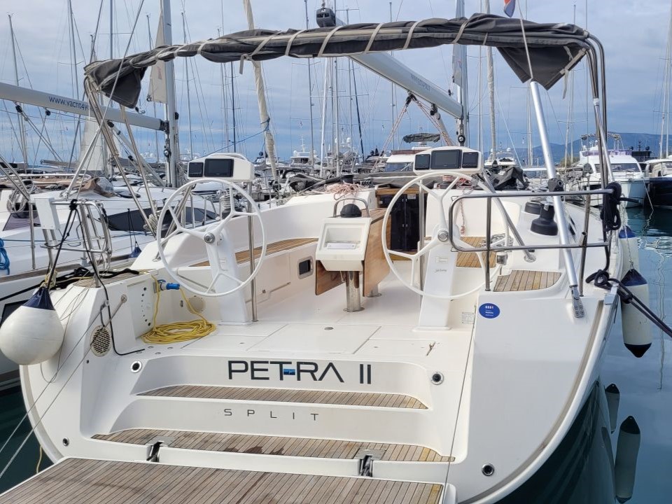 Bavaria Cruiser 51 — photo 11