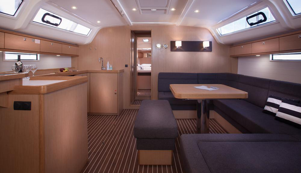 Bavaria Cruiser 51 — photo 19