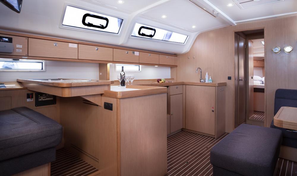 Bavaria Cruiser 51 — photo 21