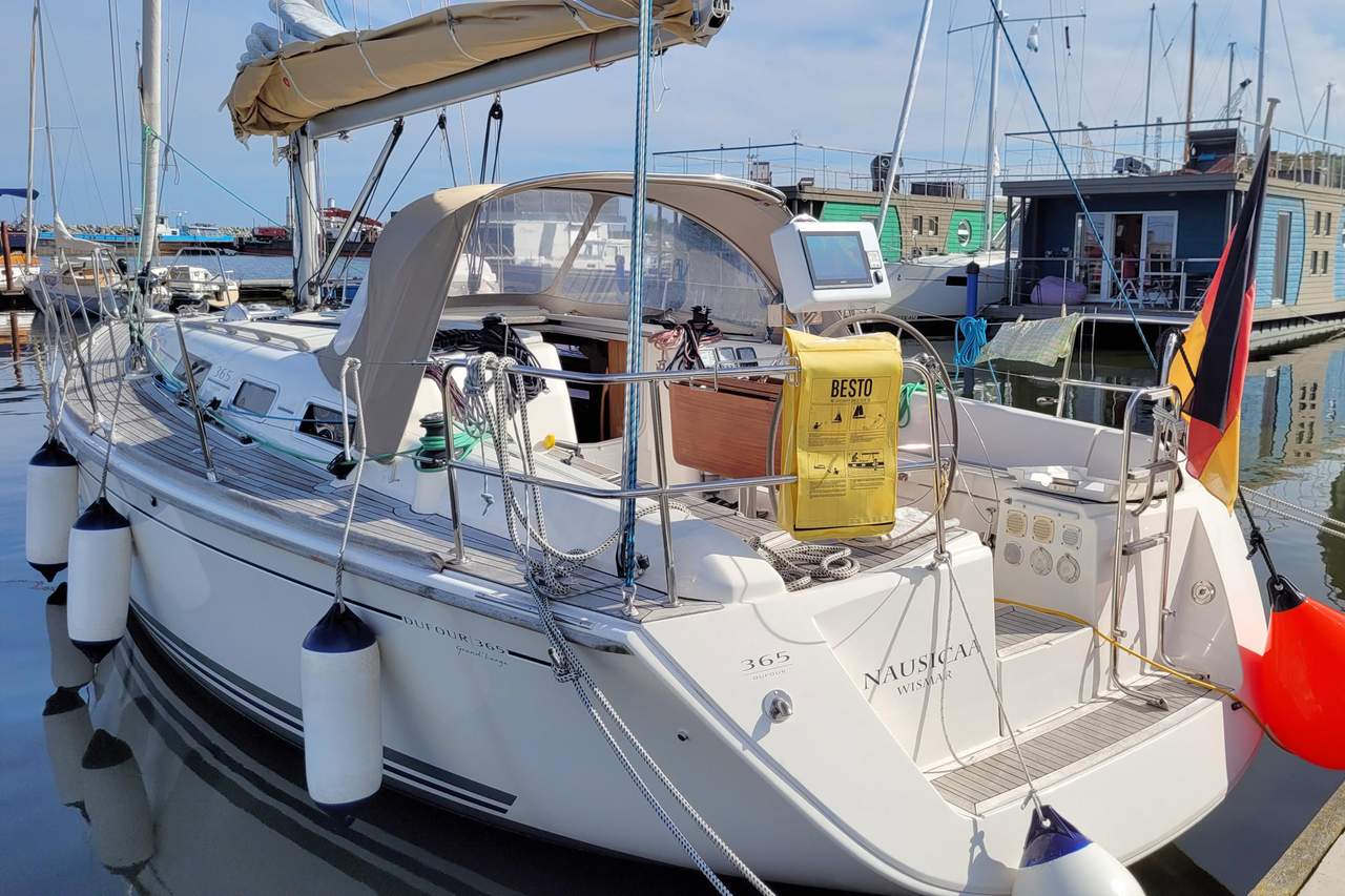 Dufour 365 GL — photo 1