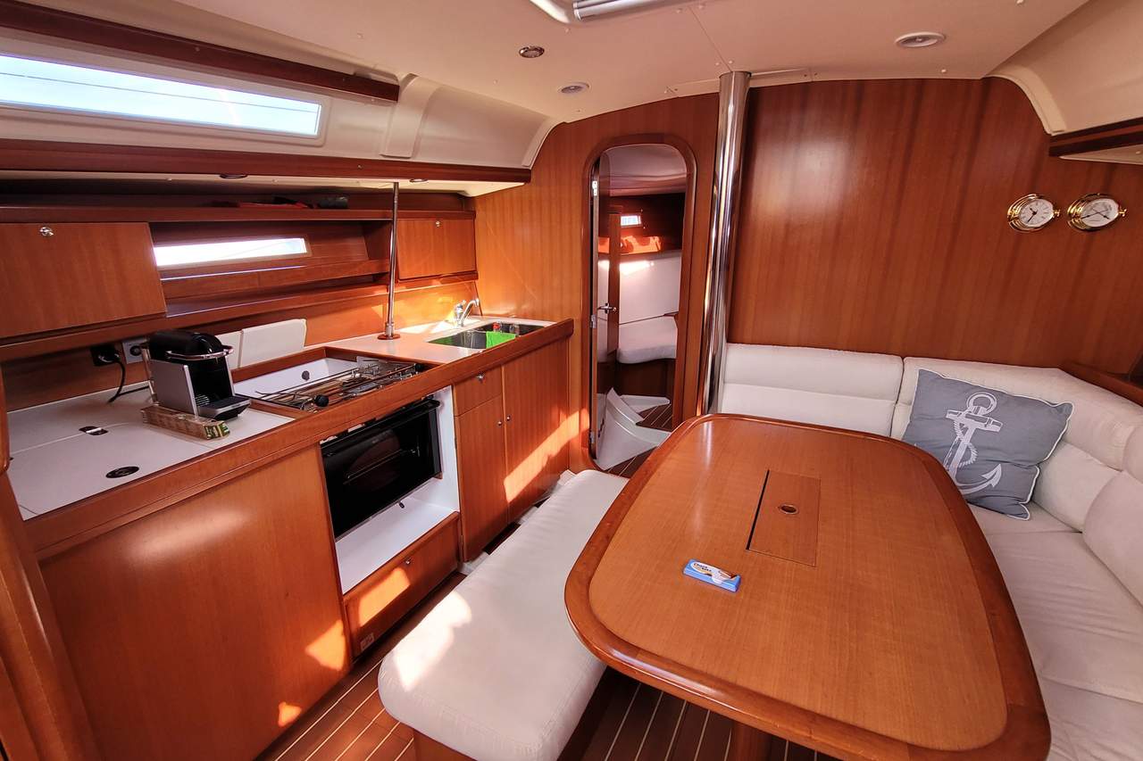 Dufour 365 GL — photo 10