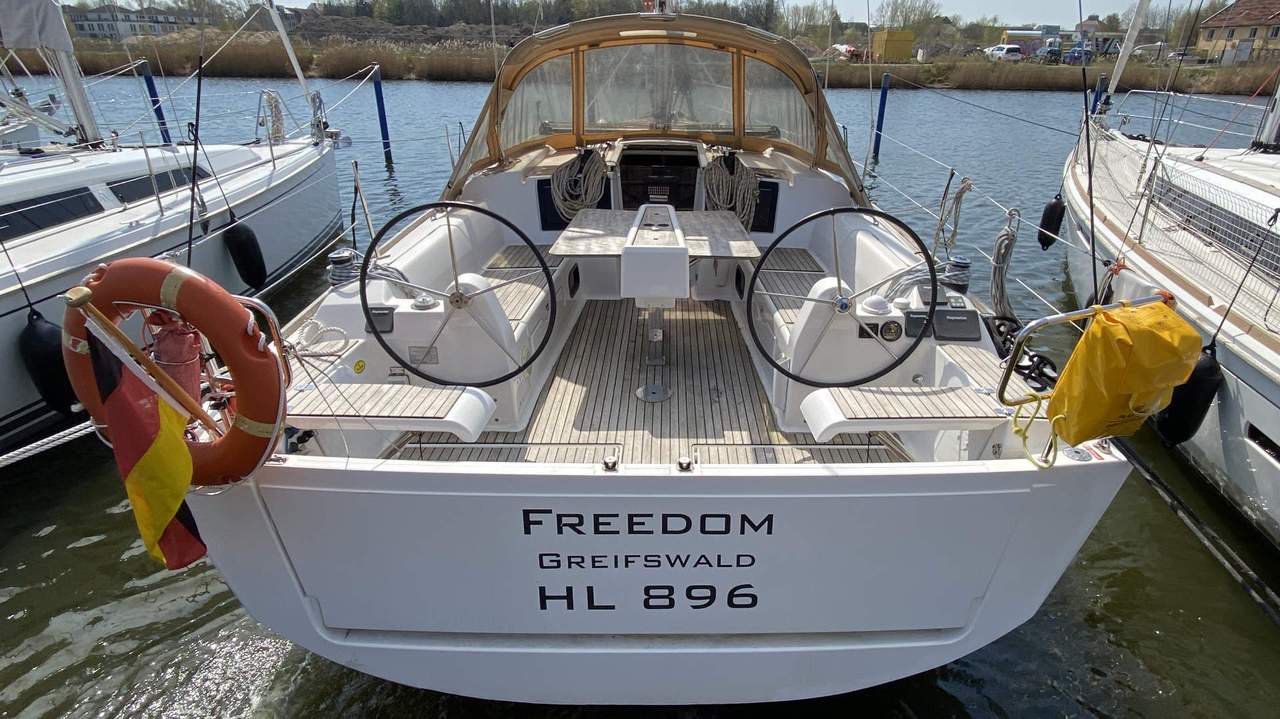 Dufour 382 GL — photo 4