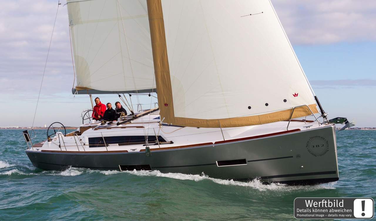 Dufour 382 GL — photo 8