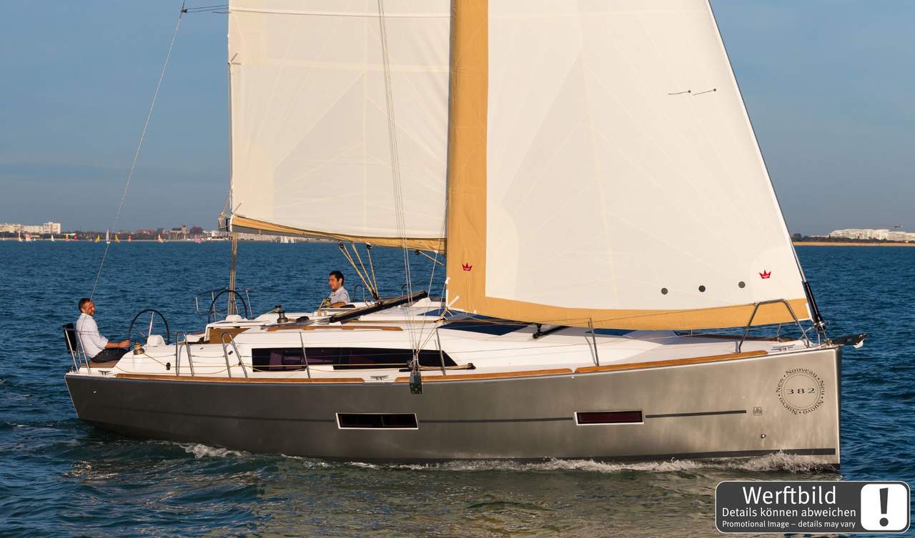 Dufour 382 GL — photo 11