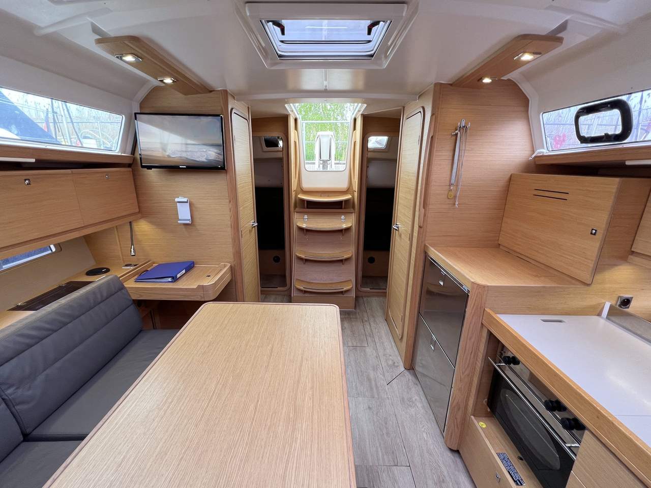 Dufour 382 GL — photo 18