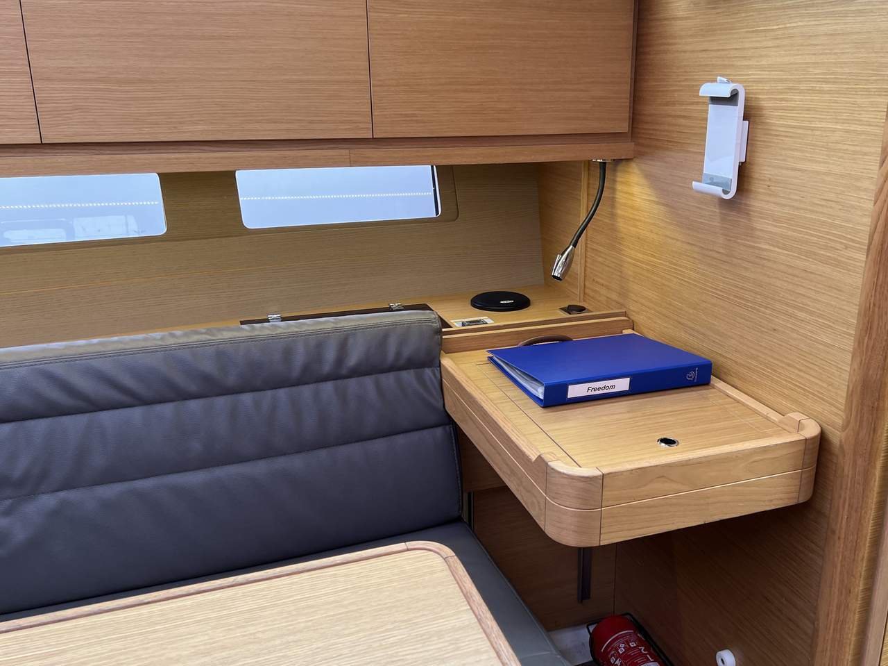 Dufour 382 GL — photo 19
