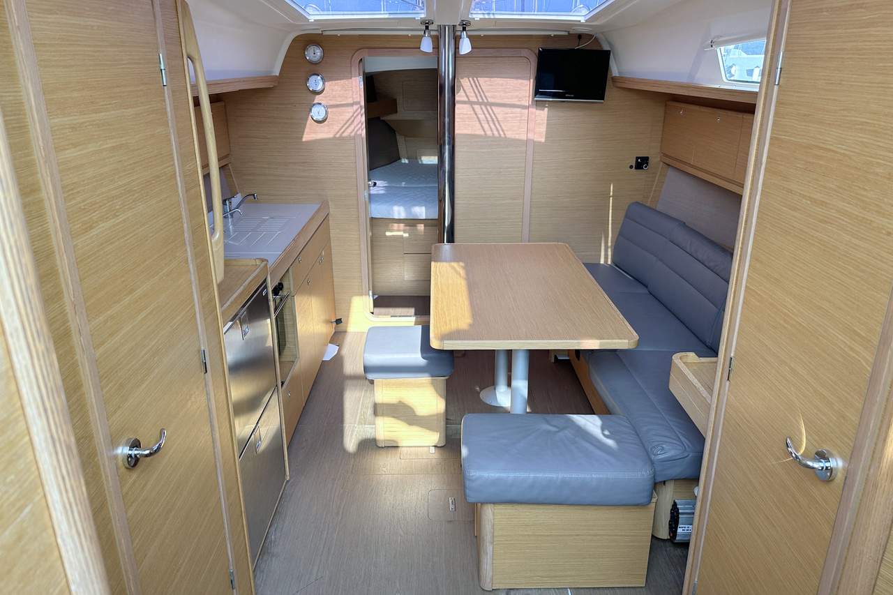 Dufour 382 GL - 2 cab. — photo 10
