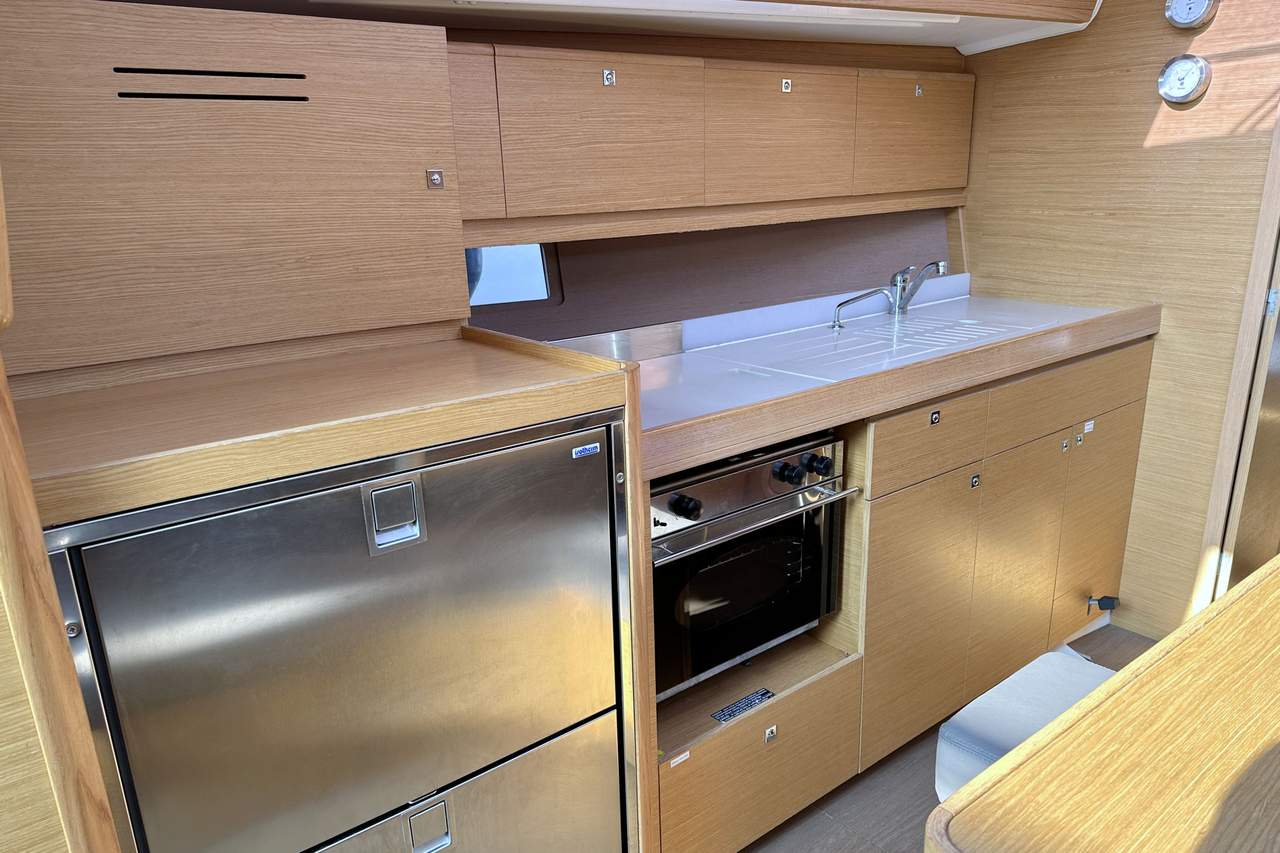 Dufour 382 GL - 2 cab. — photo 13