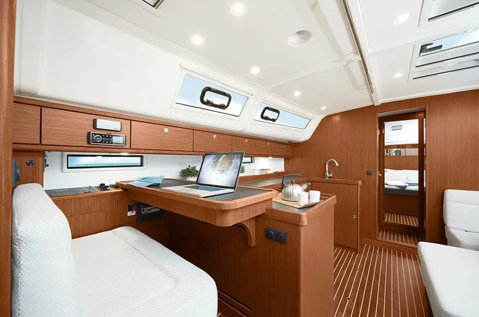 Bavaria Cruiser 51 — photo 5