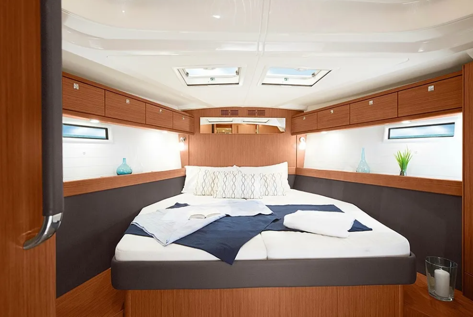 Bavaria Cruiser 51 — photo 9