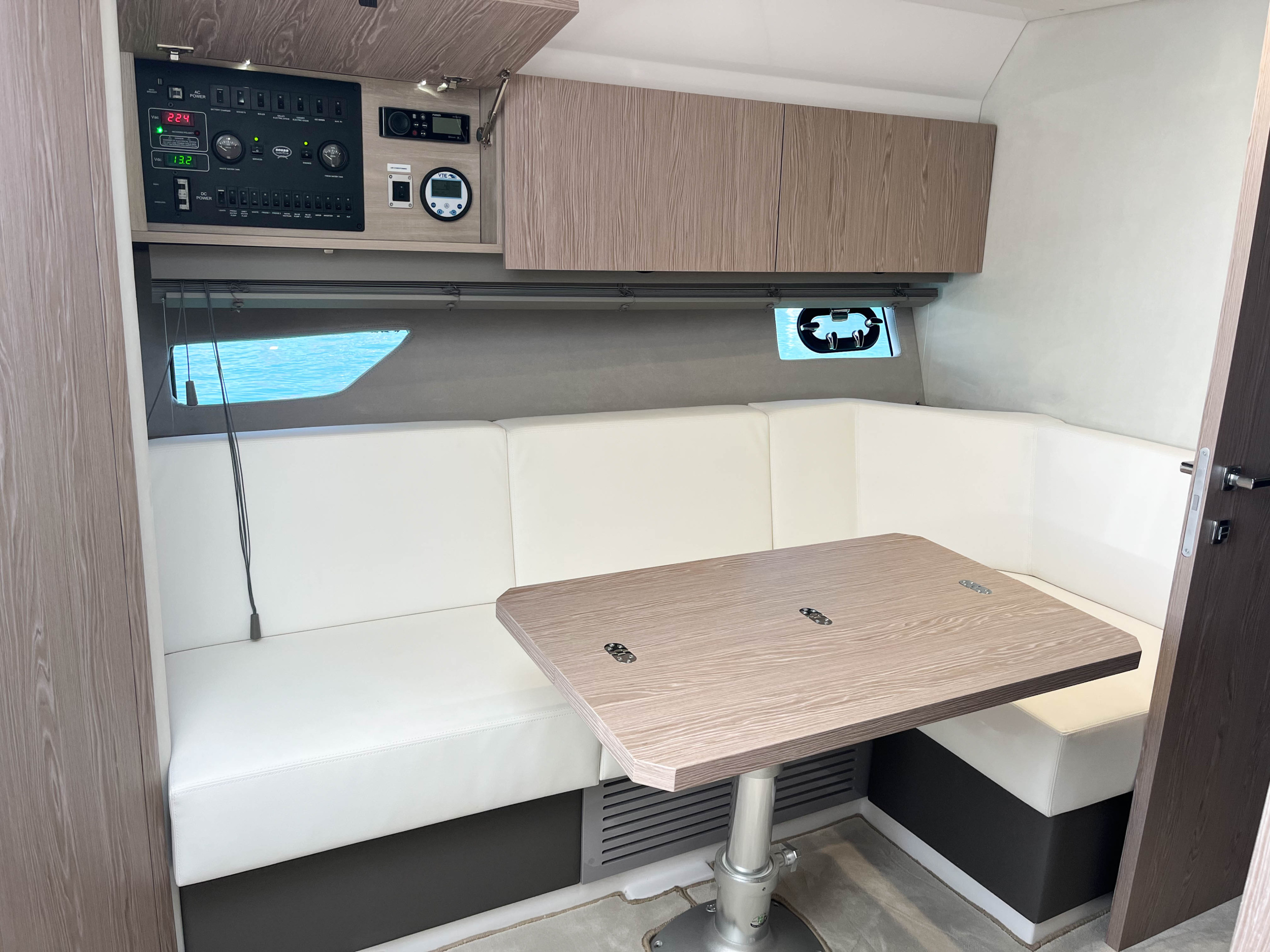 Sessa C38 — photo 12