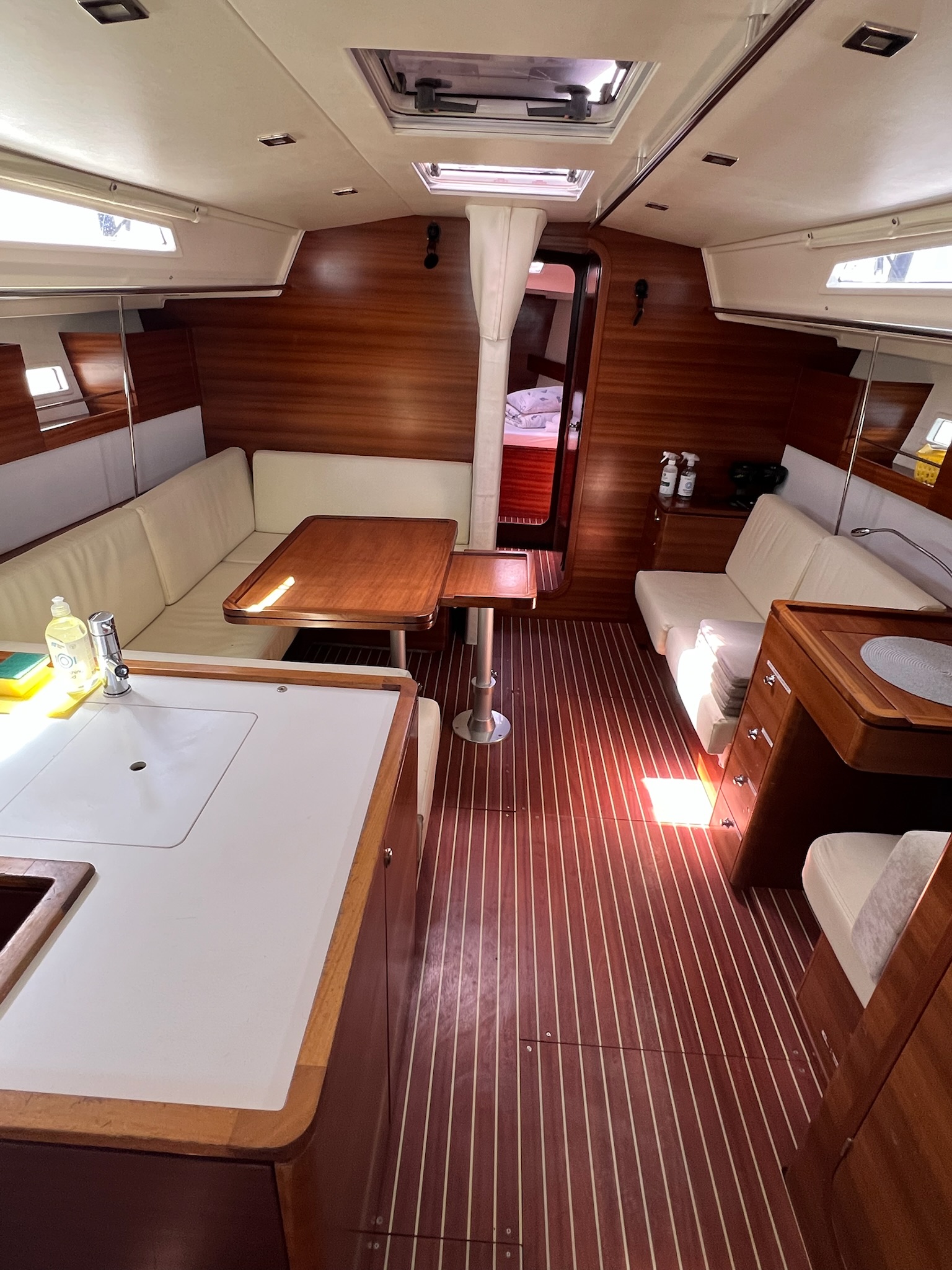 Salona 44 — photo 11