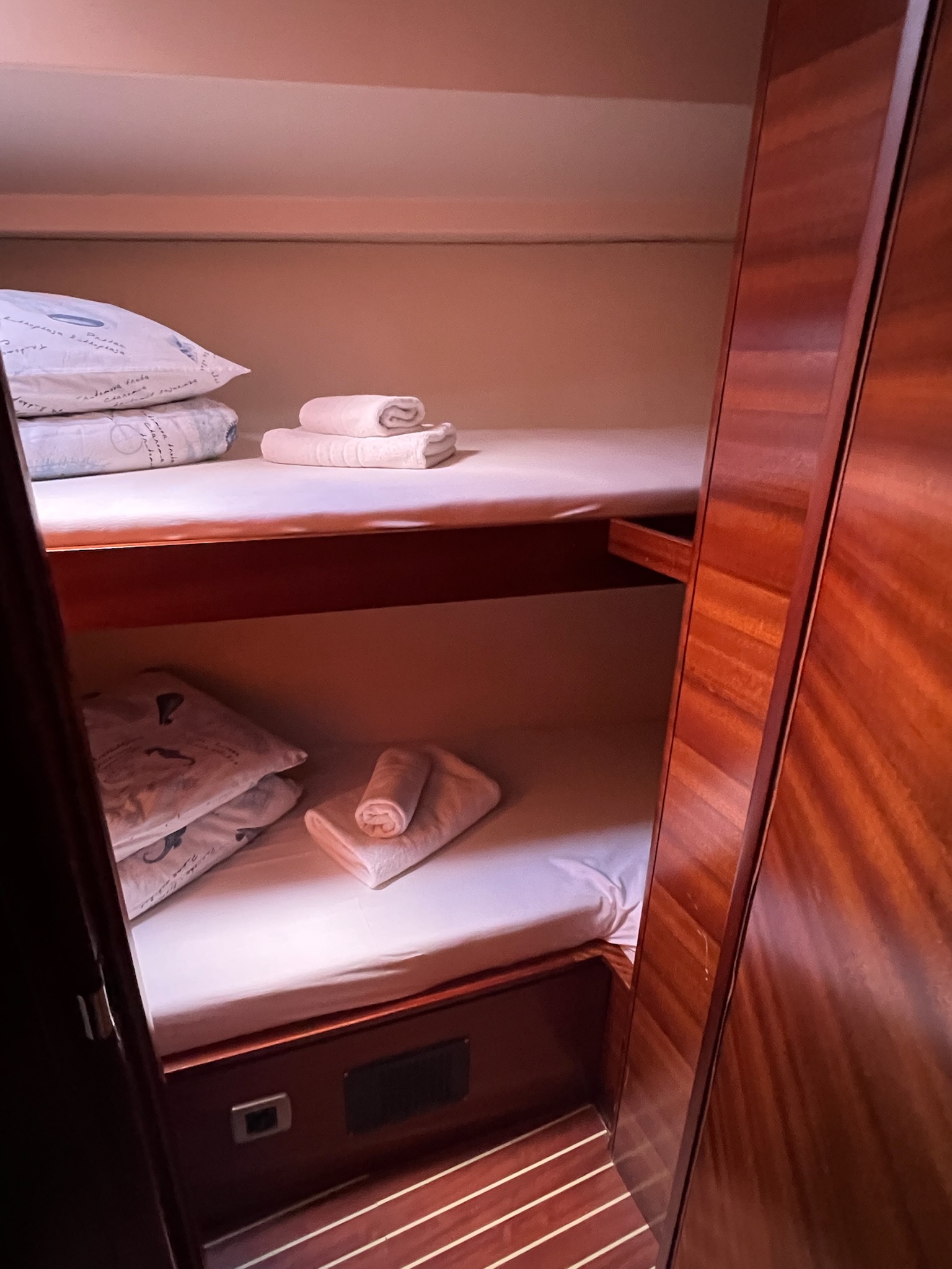 Salona 44 — photo 20