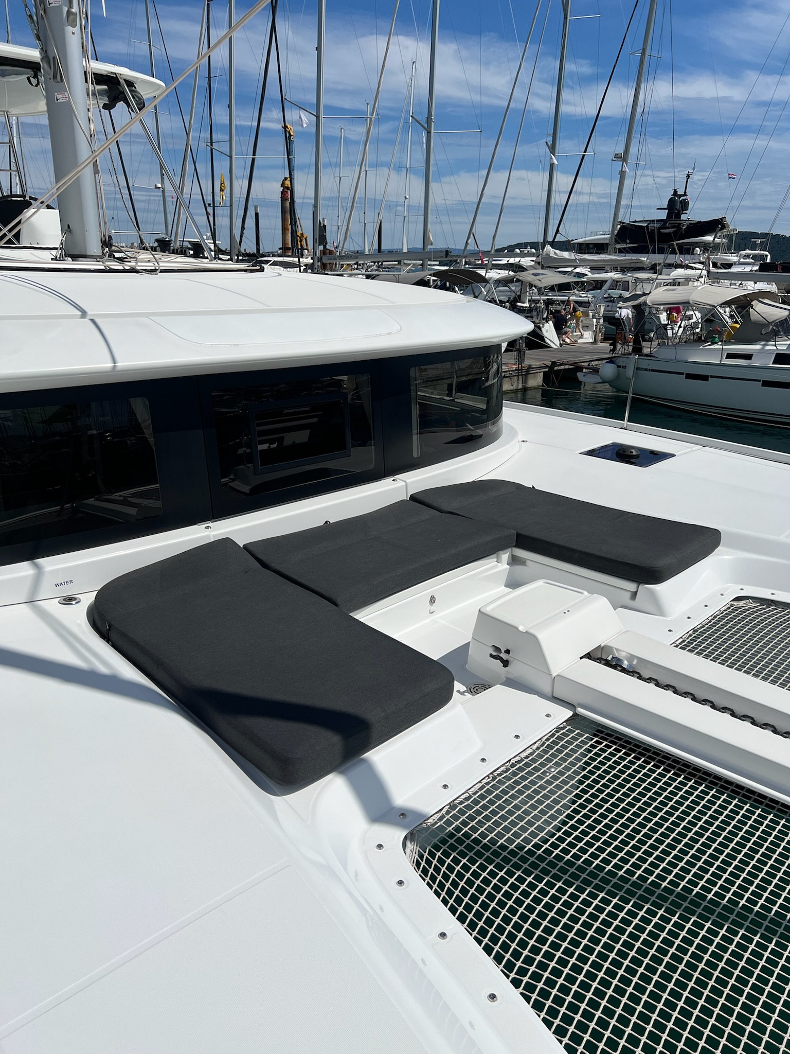 Lagoon 46 - 4 + 2 cab. — photo 9