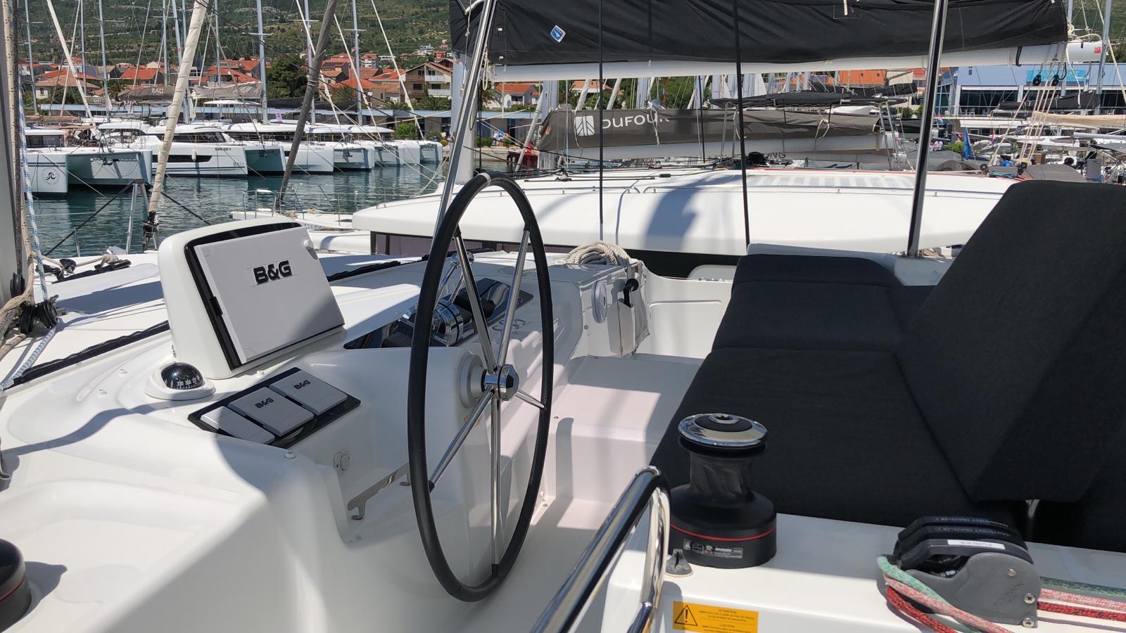 Lagoon 46 - 4 + 2 cab. — photo 11
