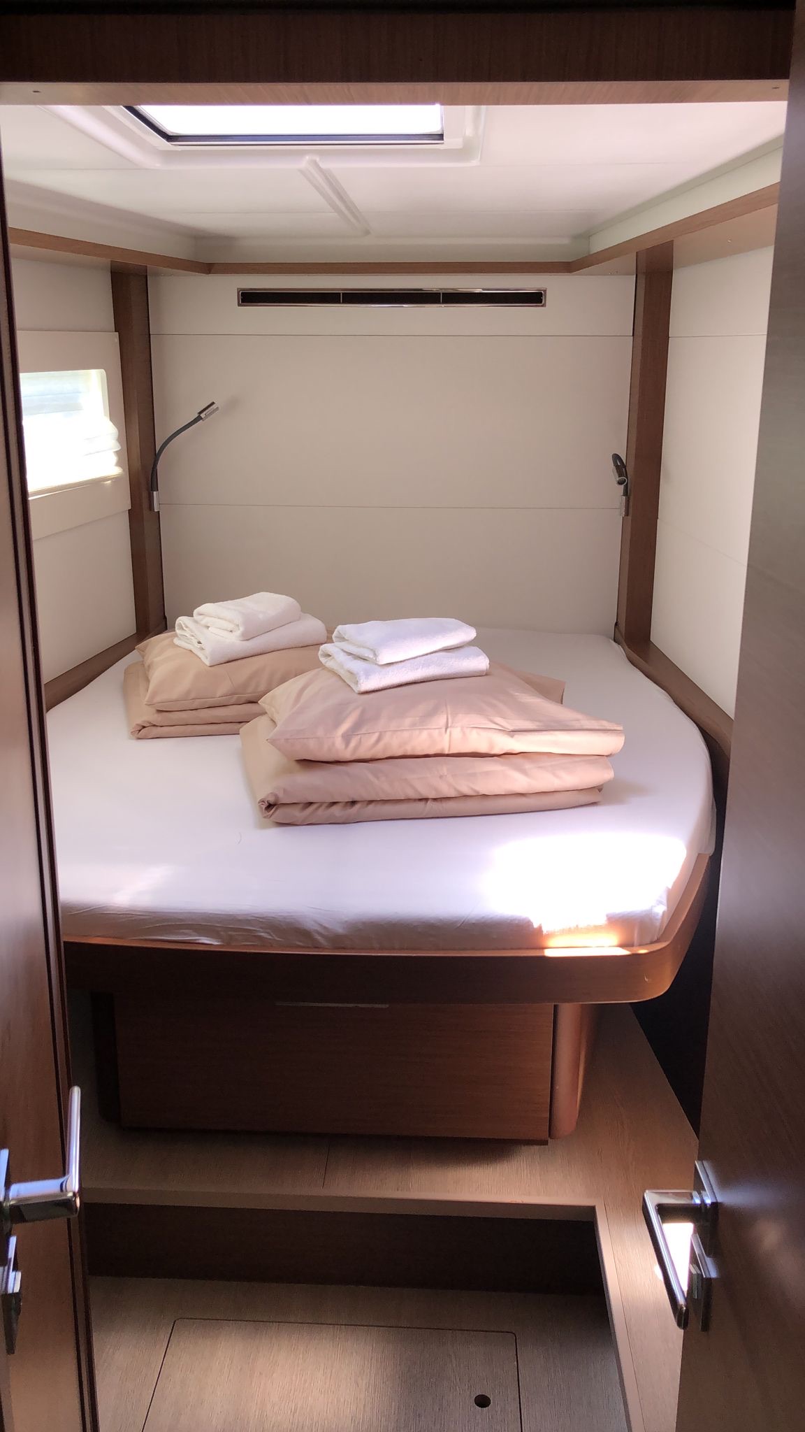 Lagoon 46 - 4 + 2 cab. — photo 23