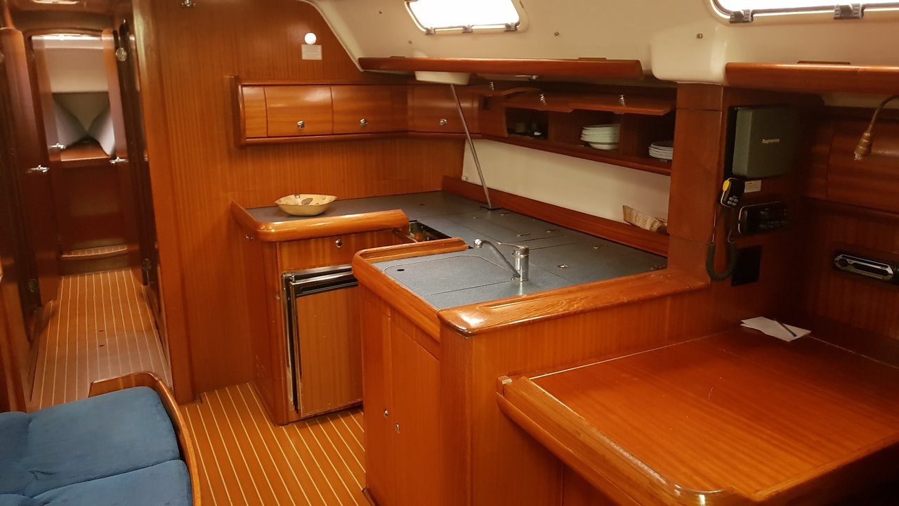Bavaria 49 — photo 5