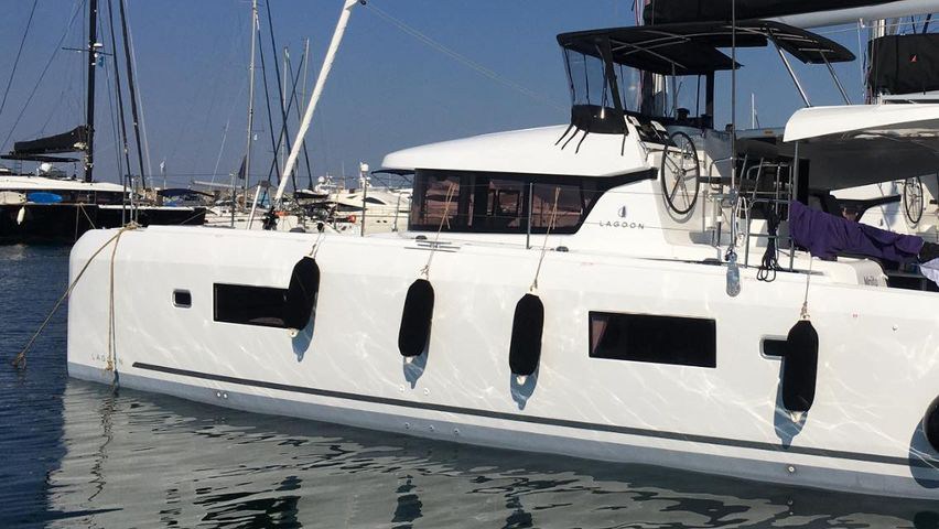 Lagoon 42 - 4 + 2 cab. — photo 4