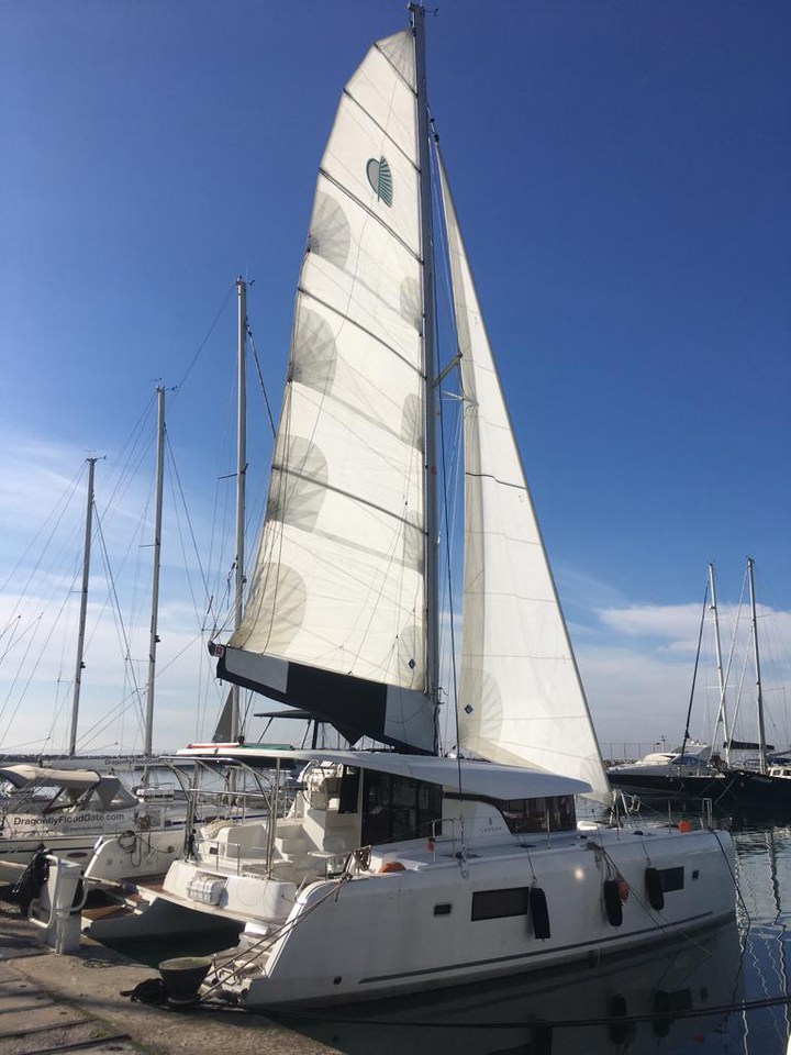 Lagoon 42 - 4 + 2 cab. — photo 10