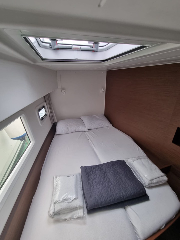 Lagoon 42 - 4 + 2 cab. — photo 14