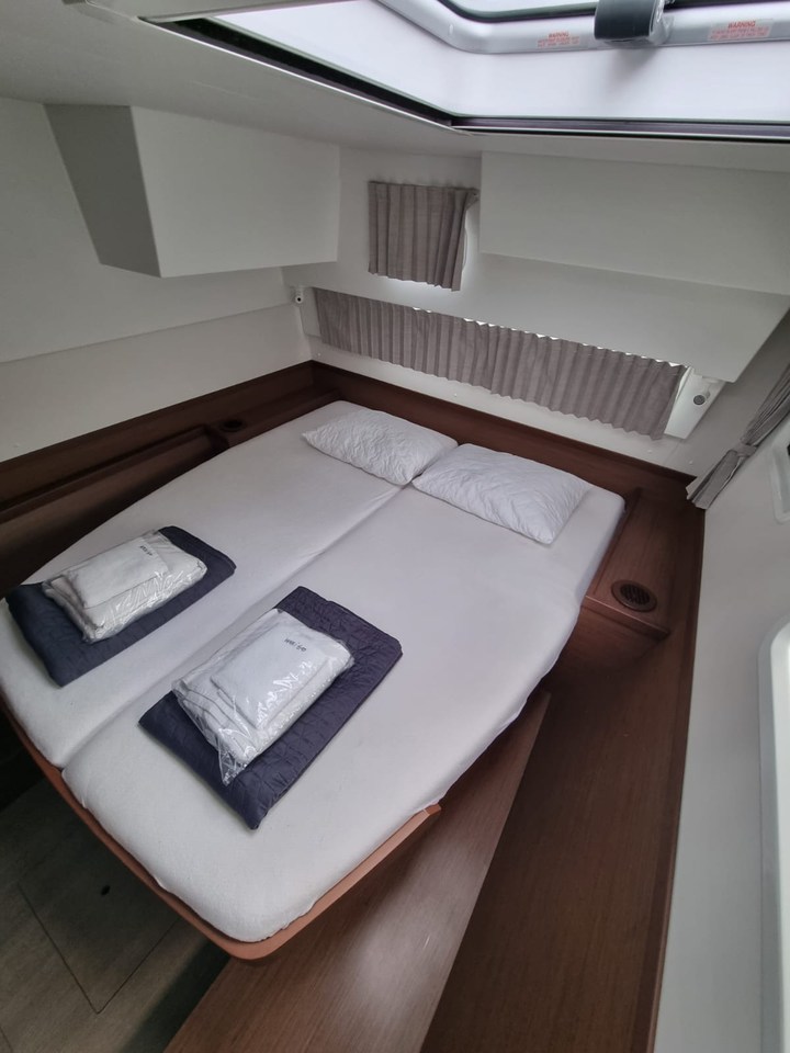 Lagoon 42 - 4 + 2 cab. — photo 19