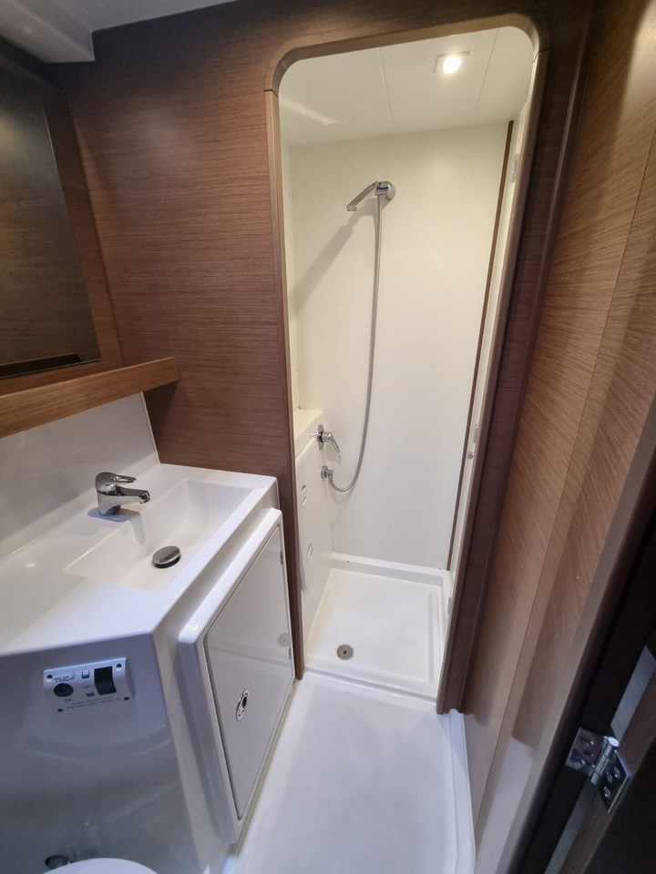Lagoon 42 - 4 + 2 cab. — photo 21