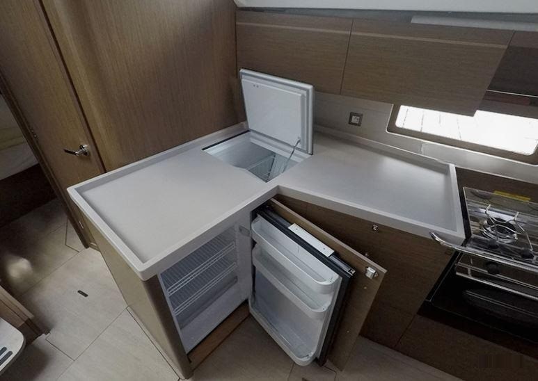 Oceanis 46.1 — photo 11