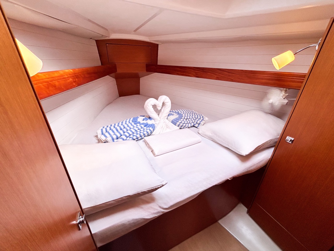 Bavaria 34 — photo 15