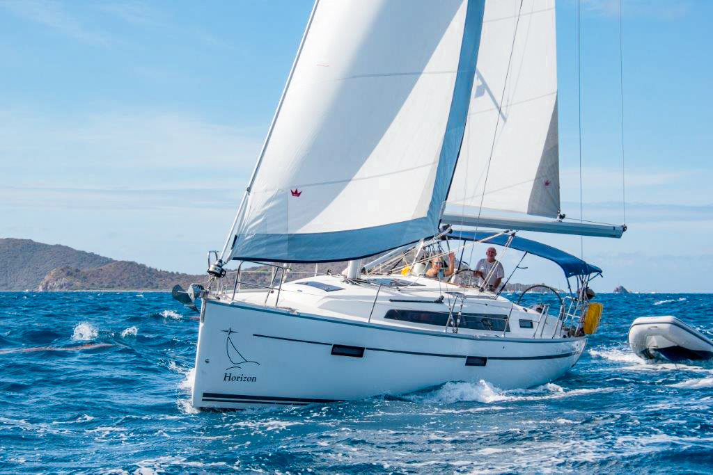 Bavaria 37 - 2 cab. — photo 1