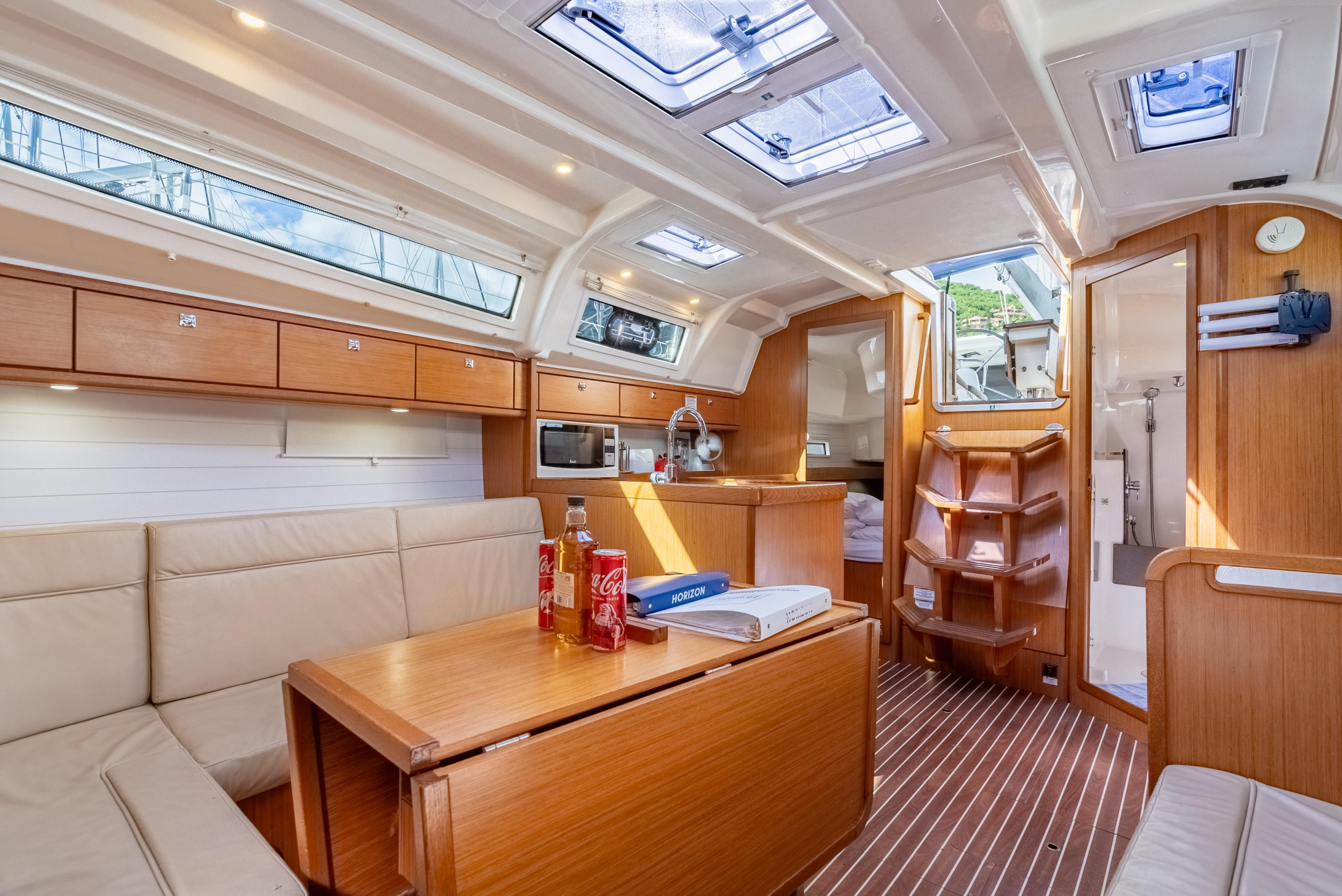 Bavaria 37 - 2 cab. — photo 16