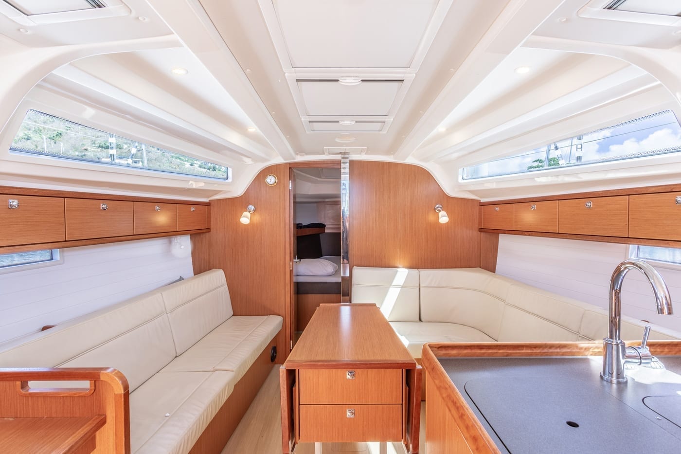Bavaria 37 - 2 cab. — photo 13
