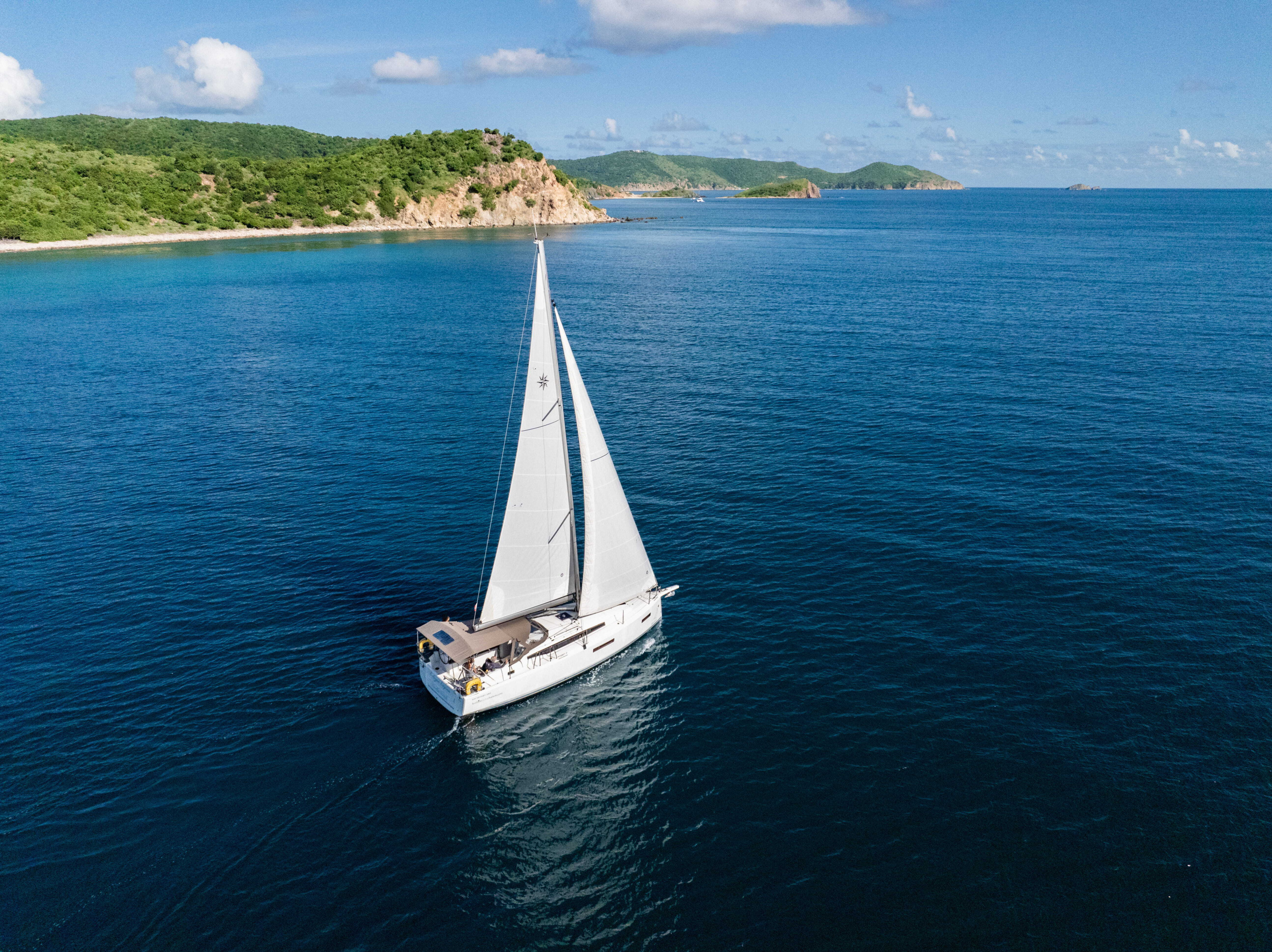 Sun Odyssey 380 - 2 cab. — photo 4