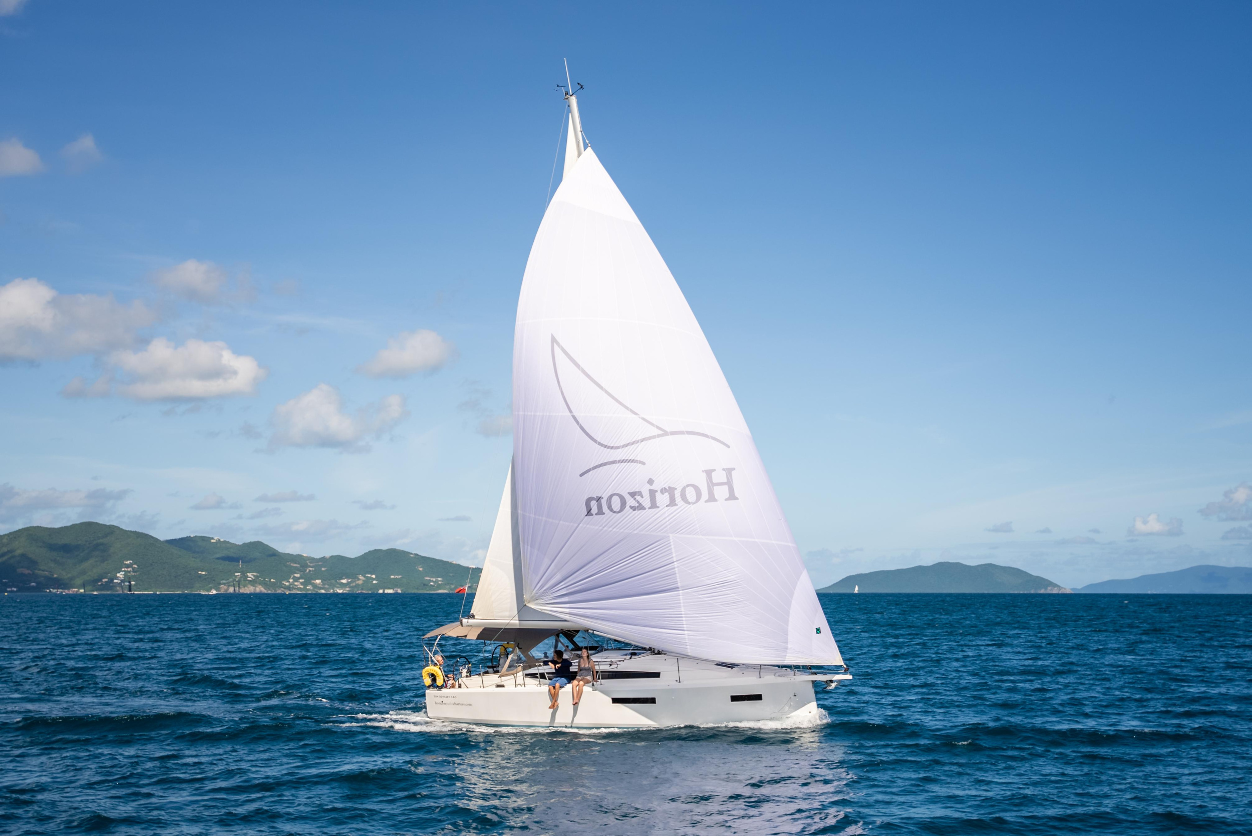 Sun Odyssey 380 - 2 cab. — photo 5