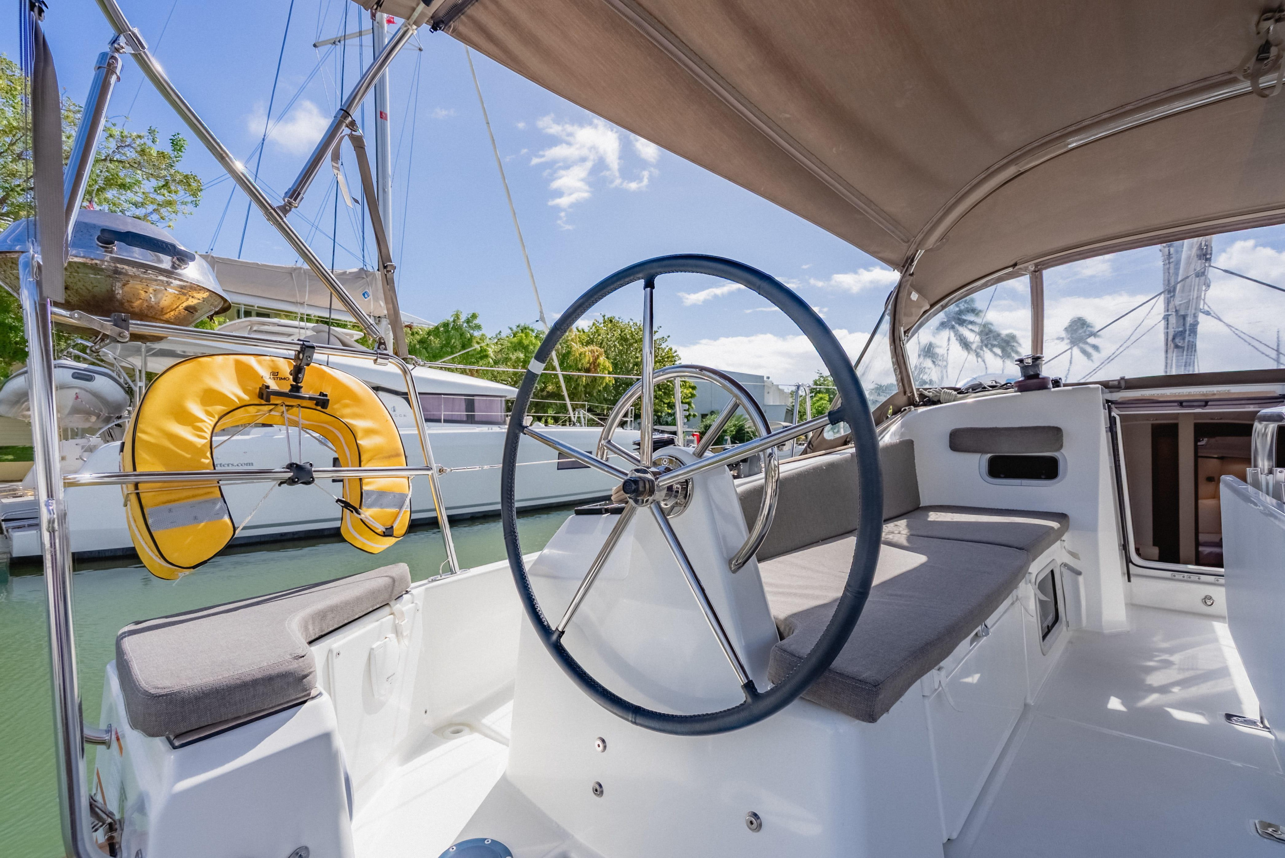 Sun Odyssey 380 - 3 cab. — photo 11