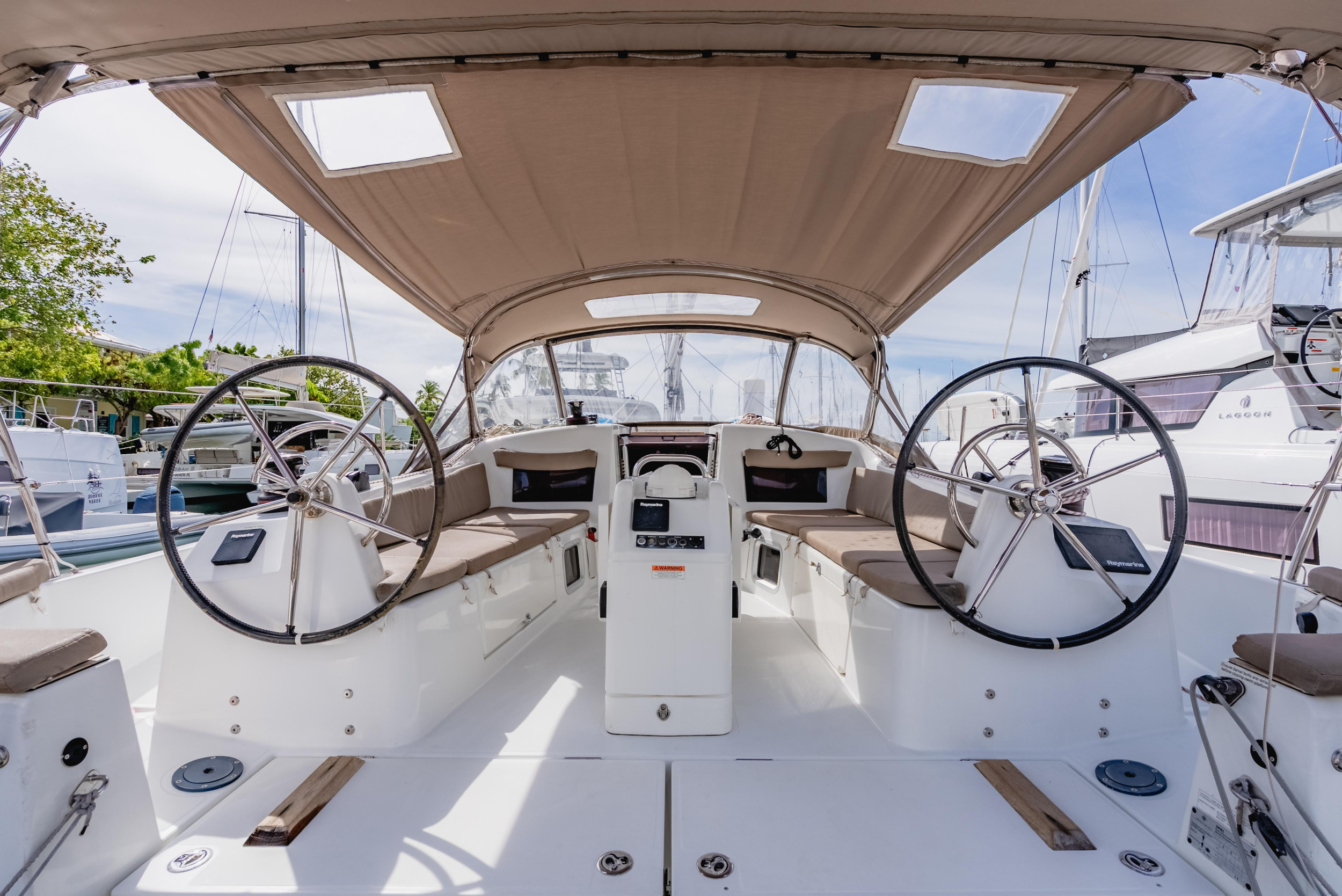 Sun Odyssey 410 - 3 cab. — photo 13