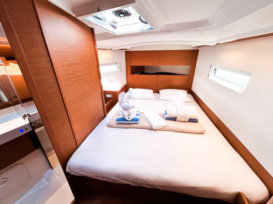 Sun Odyssey 410 - 3 cab. — photo 11