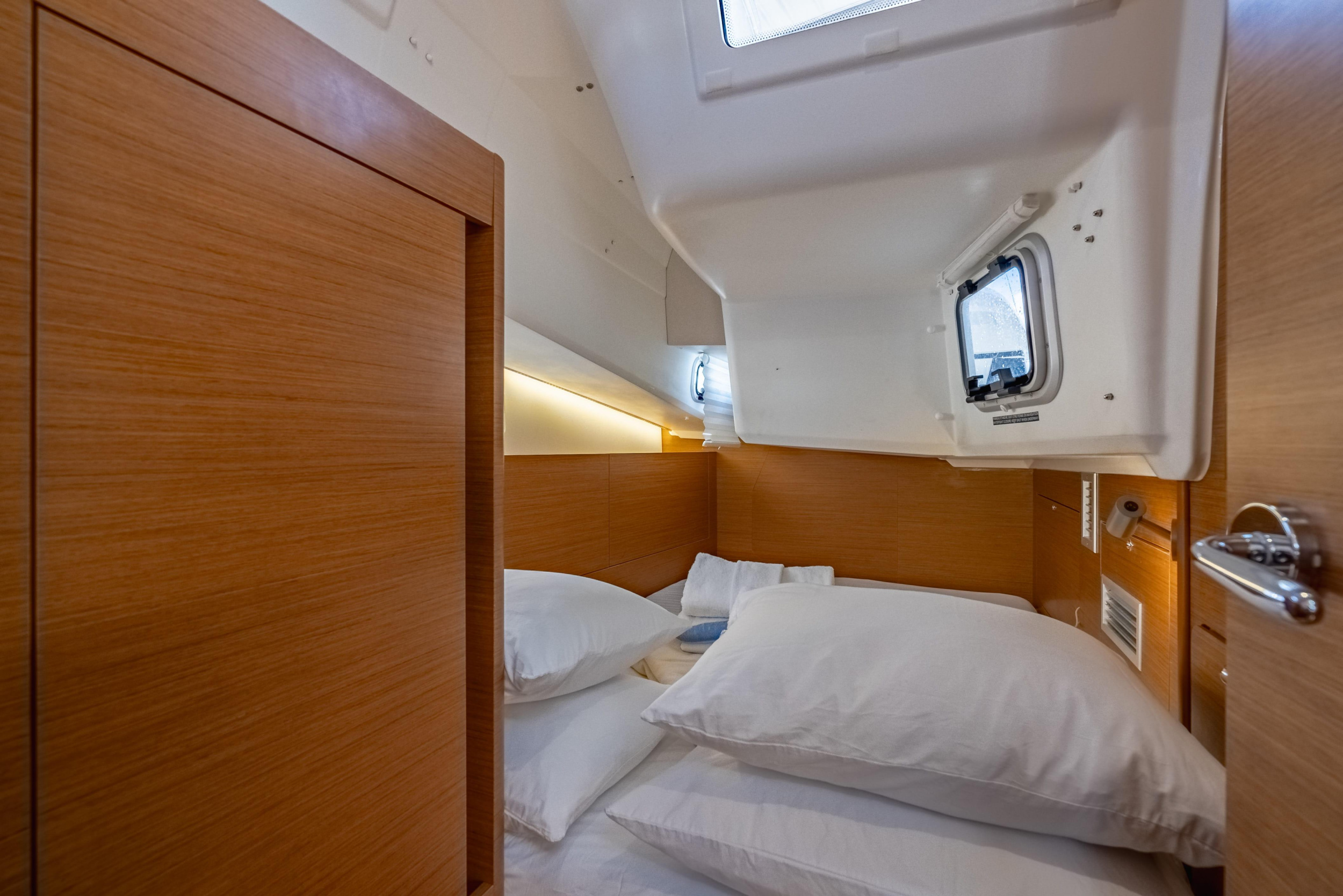 Sun Odyssey 410 - 3 cab. — photo 12