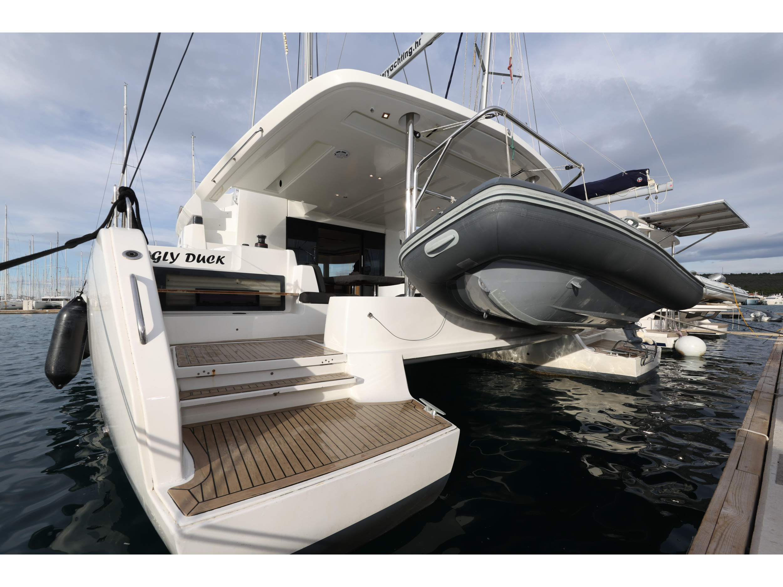 Lagoon 50 — photo 3