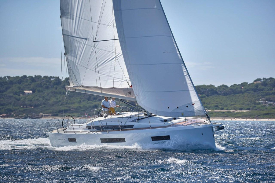 Sun Odyssey 440 - 3 cab. — photo 3