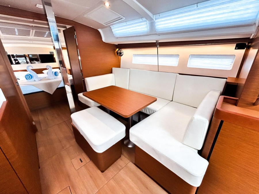 Sun Odyssey 440 - 3 cab. — photo 17