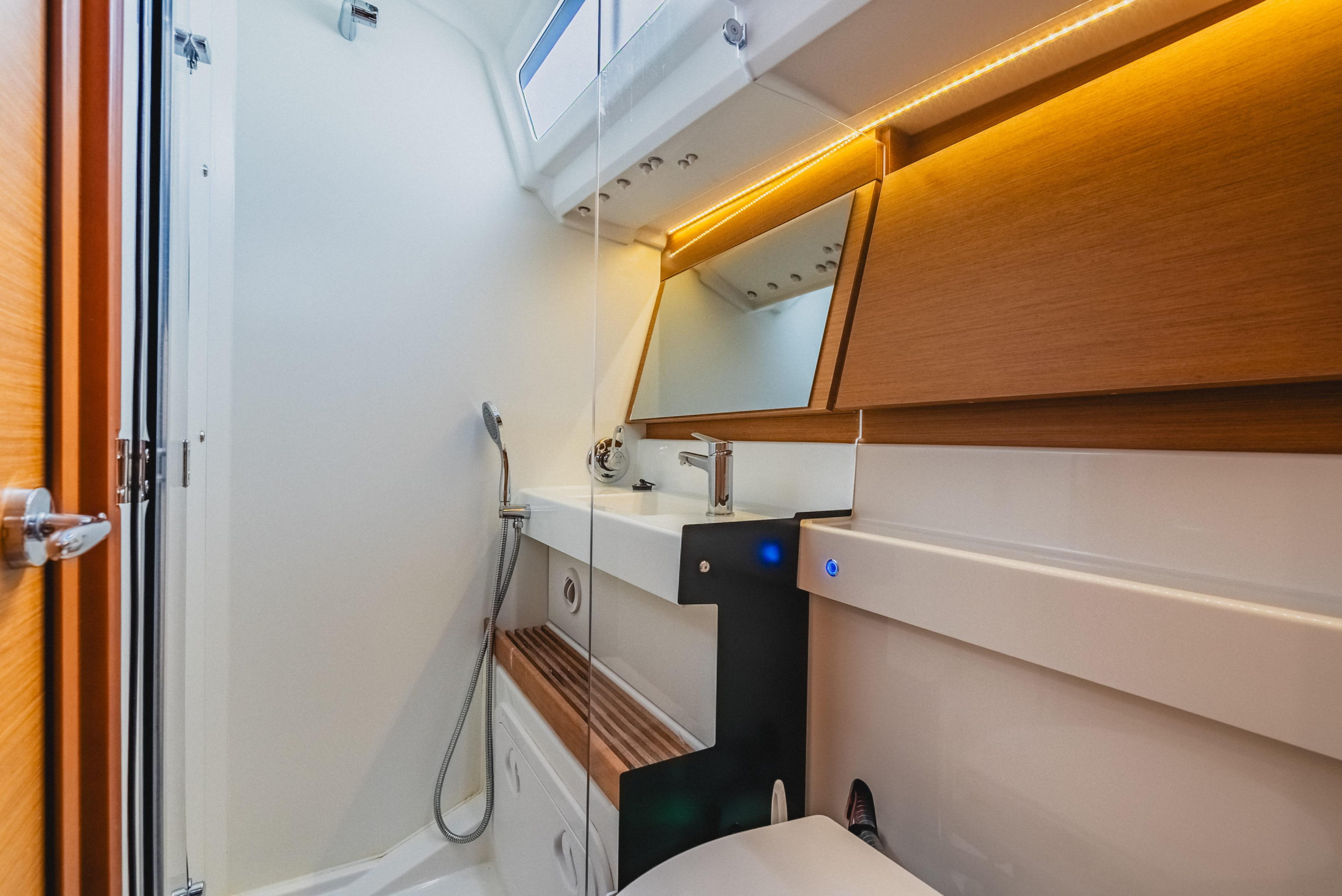 Sun Odyssey 440 - 3 cab. — photo 29