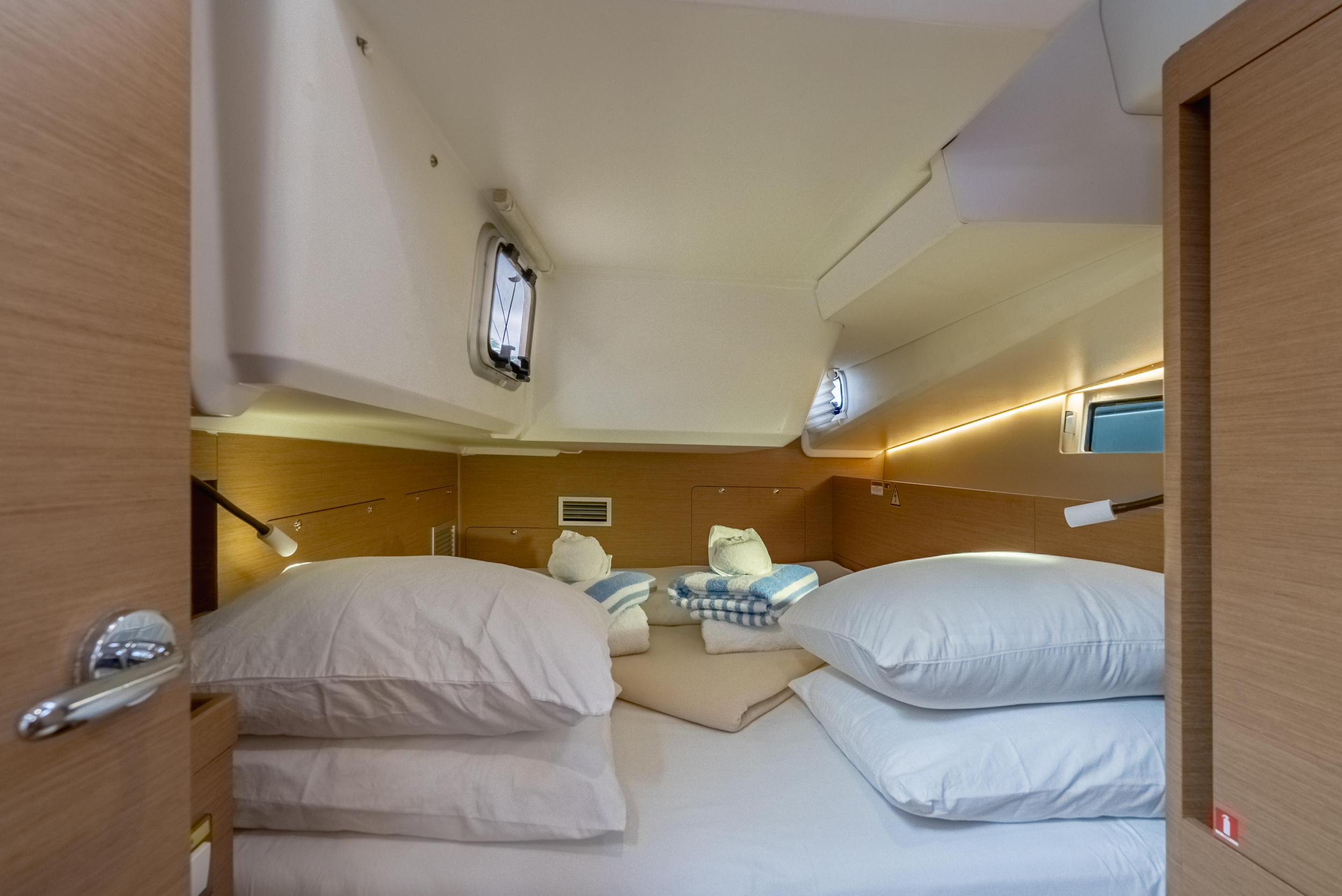 Sun Odyssey 490 - 3 cab. — photo 28
